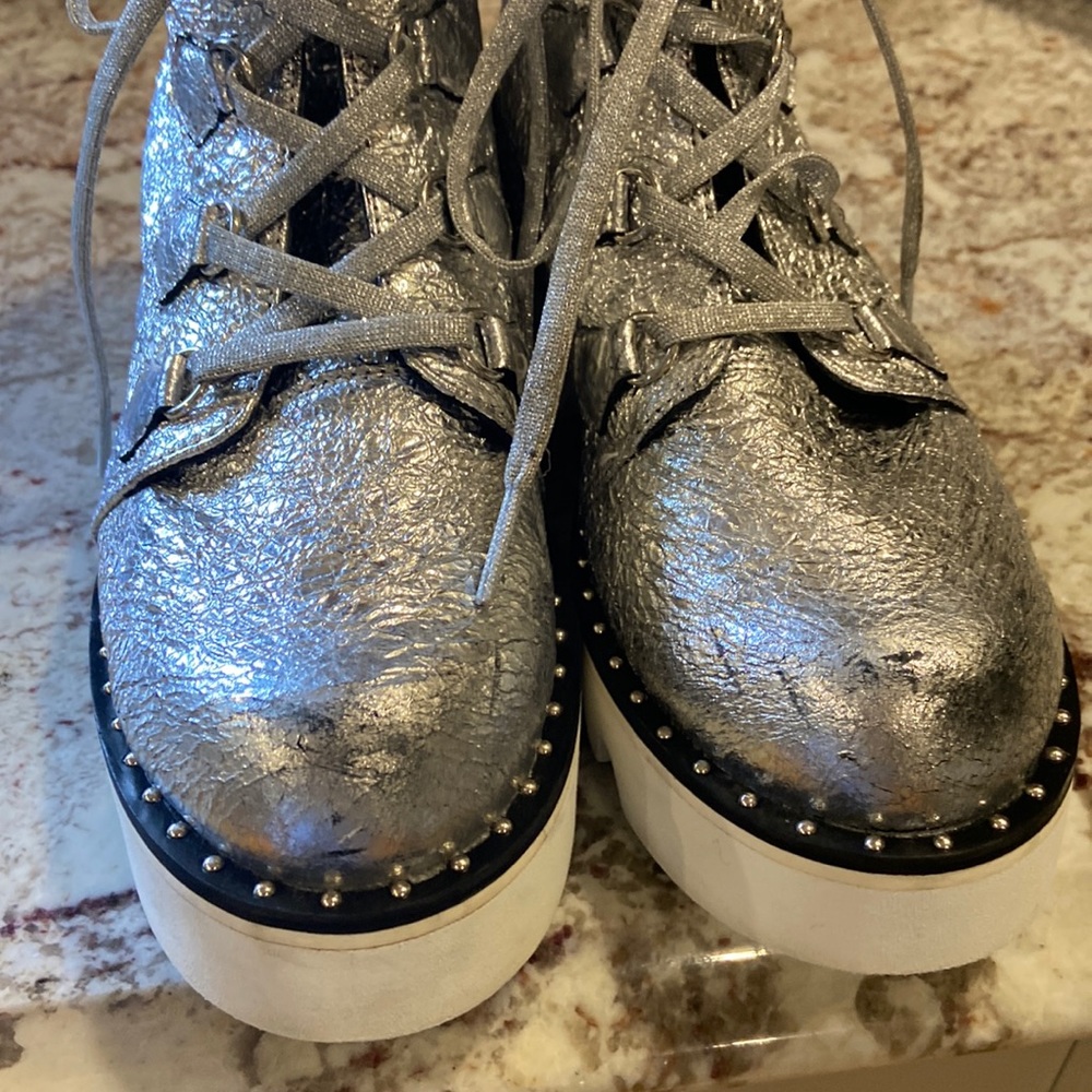 Sneakers silver with white platform’s